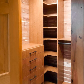 Lake Champlain Closets